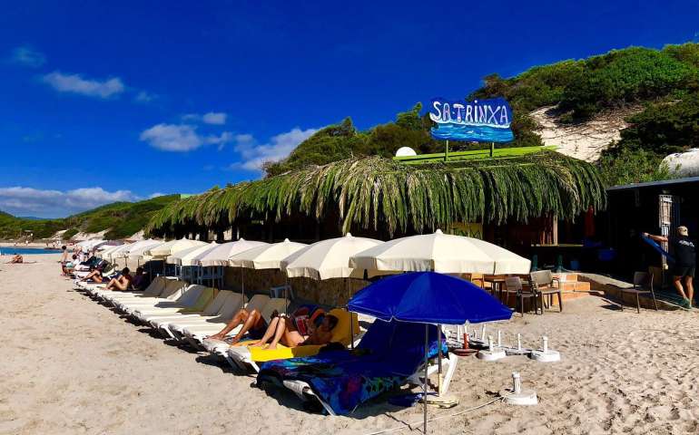 Chiringuitos económicos en Ibiza
