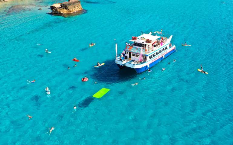 Excursiones en Barco y Party Boats en Ibiza