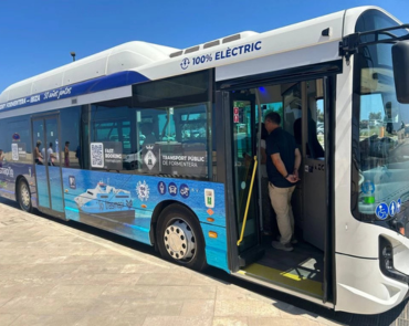 Transporte público en Formentera: moverse en bus para una excursión de un día | hostal boutique en San Antonio Ibiza
