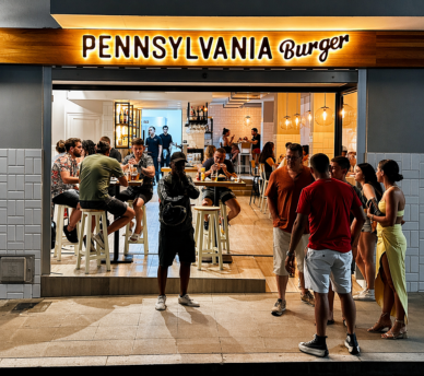 Fachada de Pennsylvania Burger en San Antonio Ibiza cerca de hostal boutique en San Antonio Ibiza