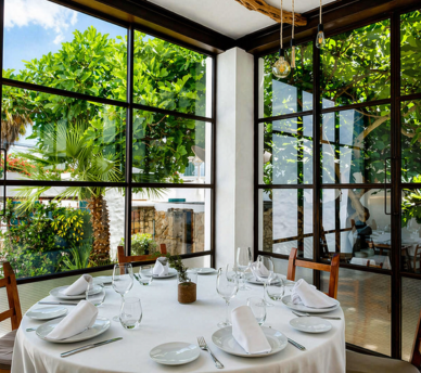 Interior de Es Ventall en San Antonio Ibiza recomendado desde hostal boutique en San Antonio Ibiza