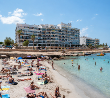 Caló des Moro y zona sunset en San Antonio Ibiza